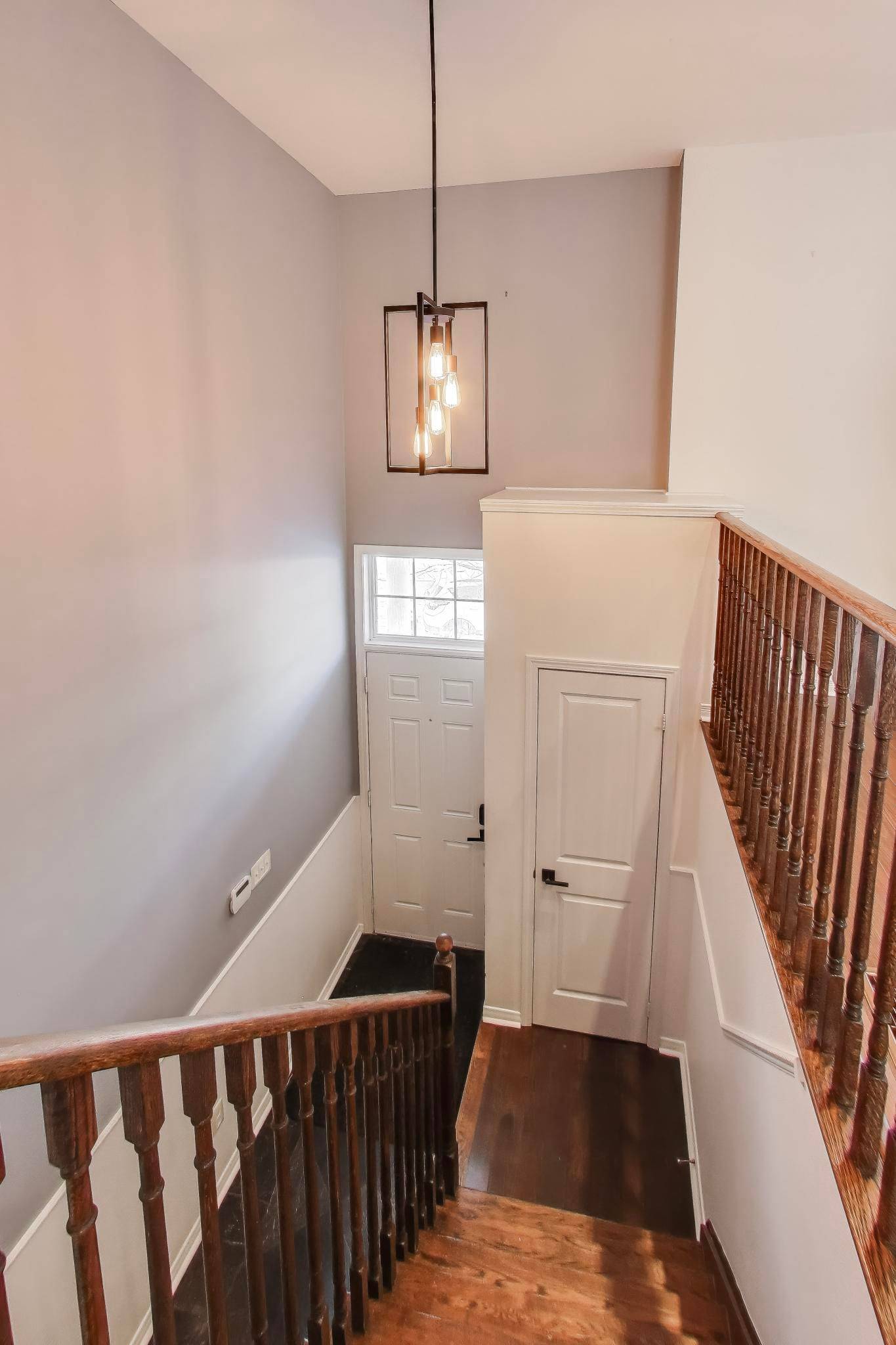 Toronto C13, ON M4A 2Y1,26 Jinnah CT