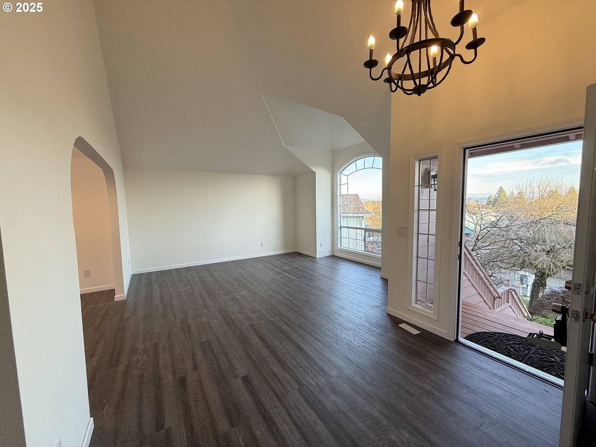 Clackamas, OR 97015,11867 SE MOUNTAIN SUN DR