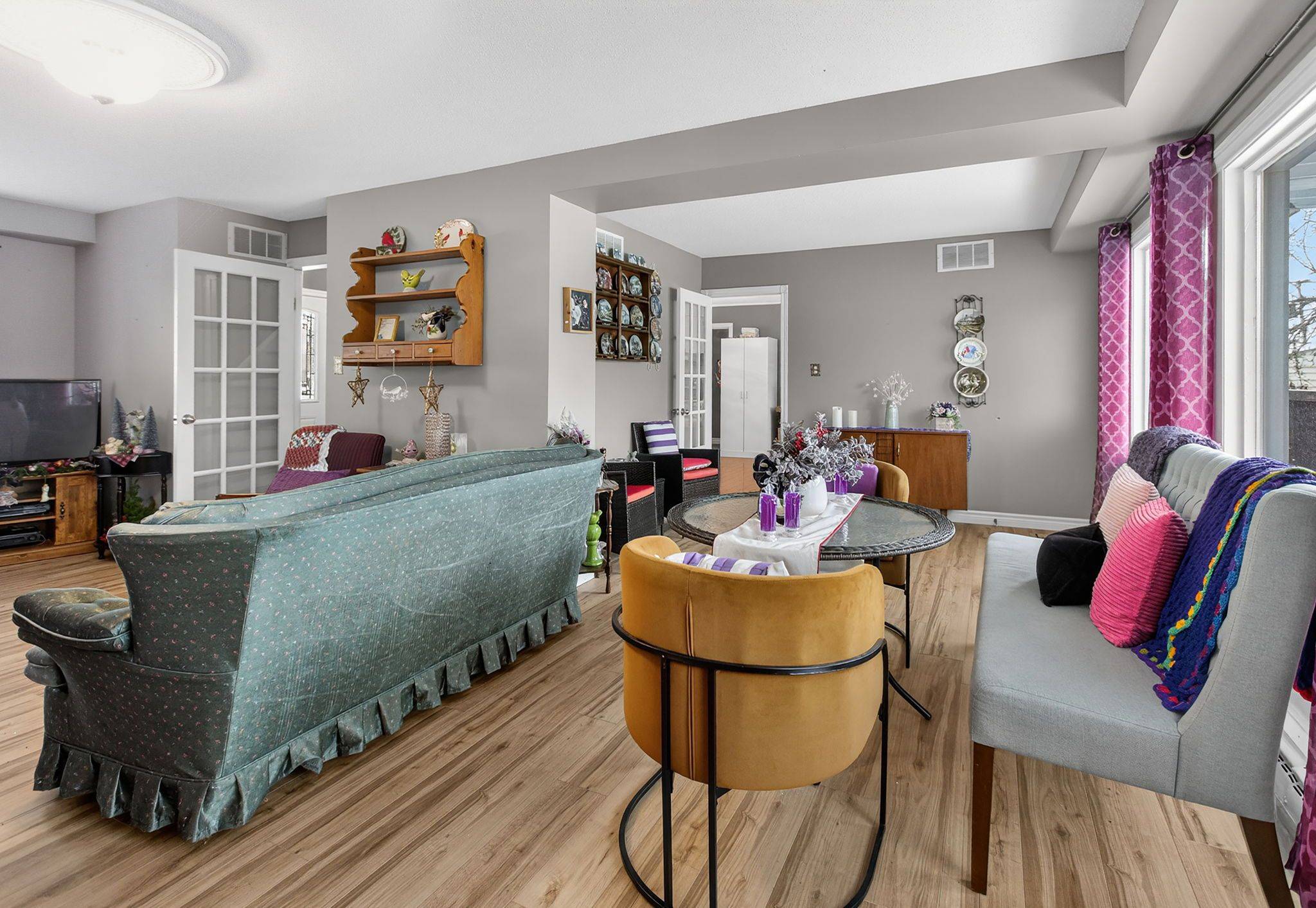 Quinte West, ON K8V 4C5,82 First AVE