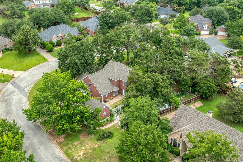 Denison, TX 75020,12 Ambassador Court