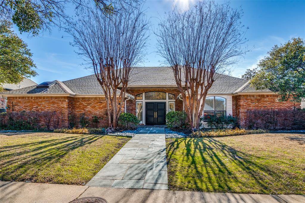 Dallas, TX 75252,5828 Fallsview Lane