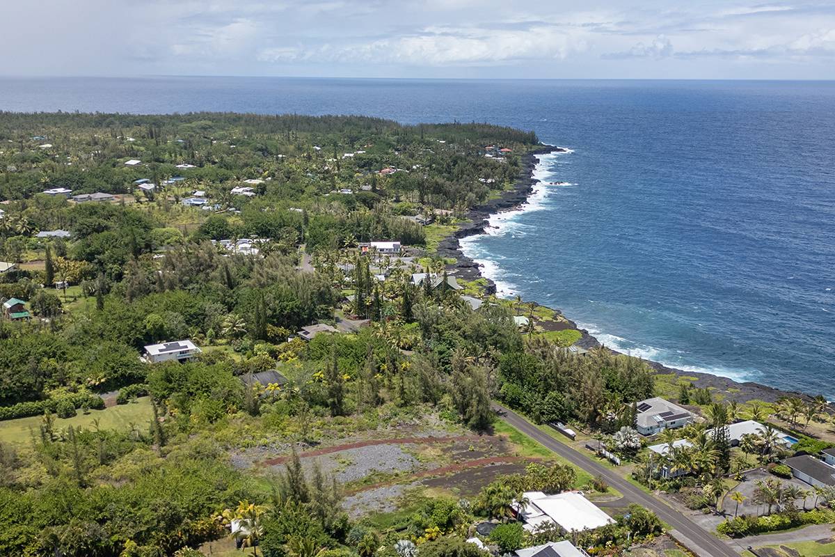 Keaau, HI 96749,15-916 PARADISE ALA KAI DR