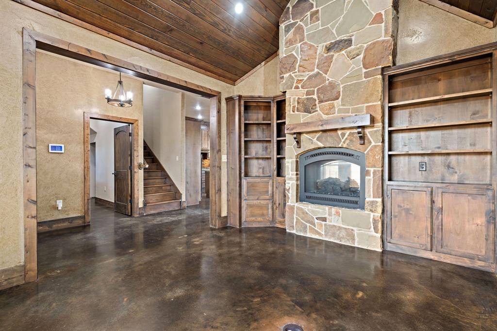 Cleburne, TX 76031,2524 Pecan Springs Road