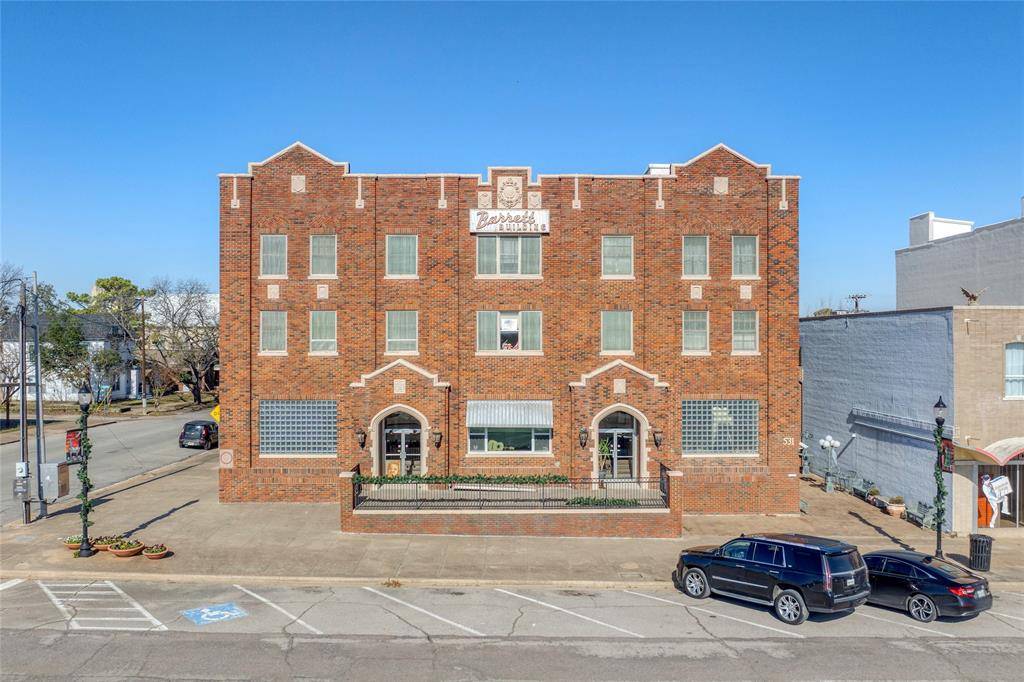 Denison, TX 75020,531 W Main Street