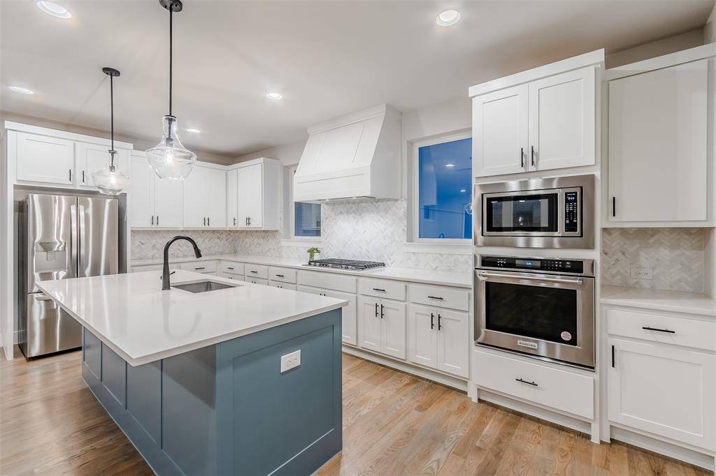 Dallas, TX 75204,1144 Lavender Ridge