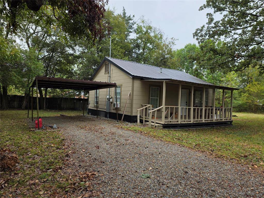 Deport, TX 75435,240 S College Street