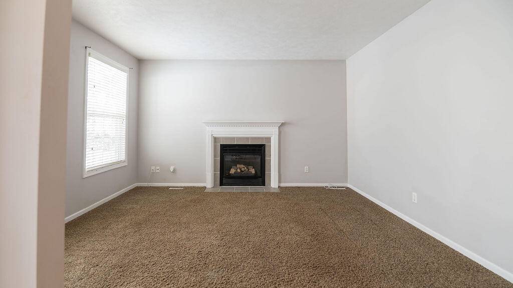 Jenison, MI 49428,2550 Willow View DR