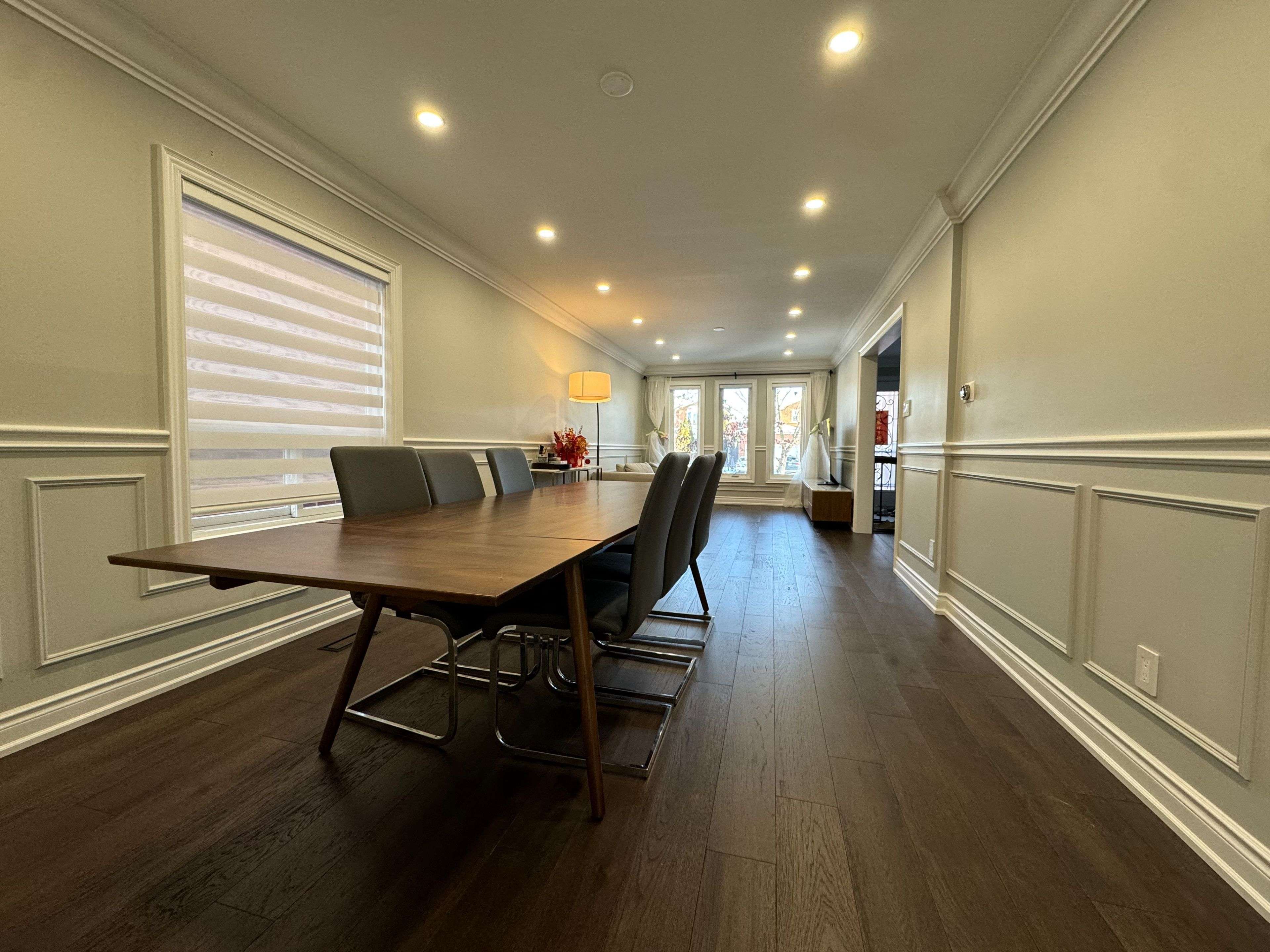 Richmond Hill, ON L4B 1X2,71 Hyde Park DR