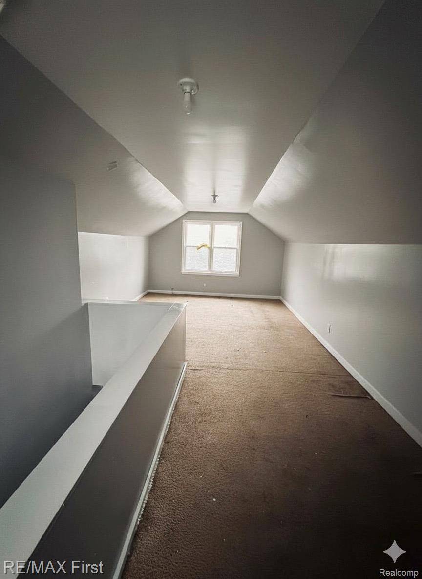 Detroit, MI 48205,15625 Bringard DR