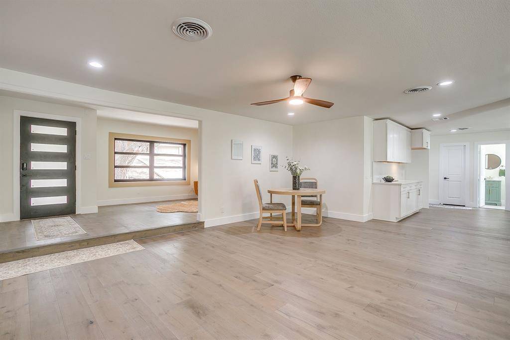 Fort Worth, TX 76116,3900 Pelham Road