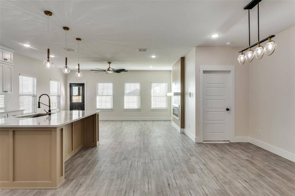 Fort Worth, TX 76107,5601 Houghton Avenue