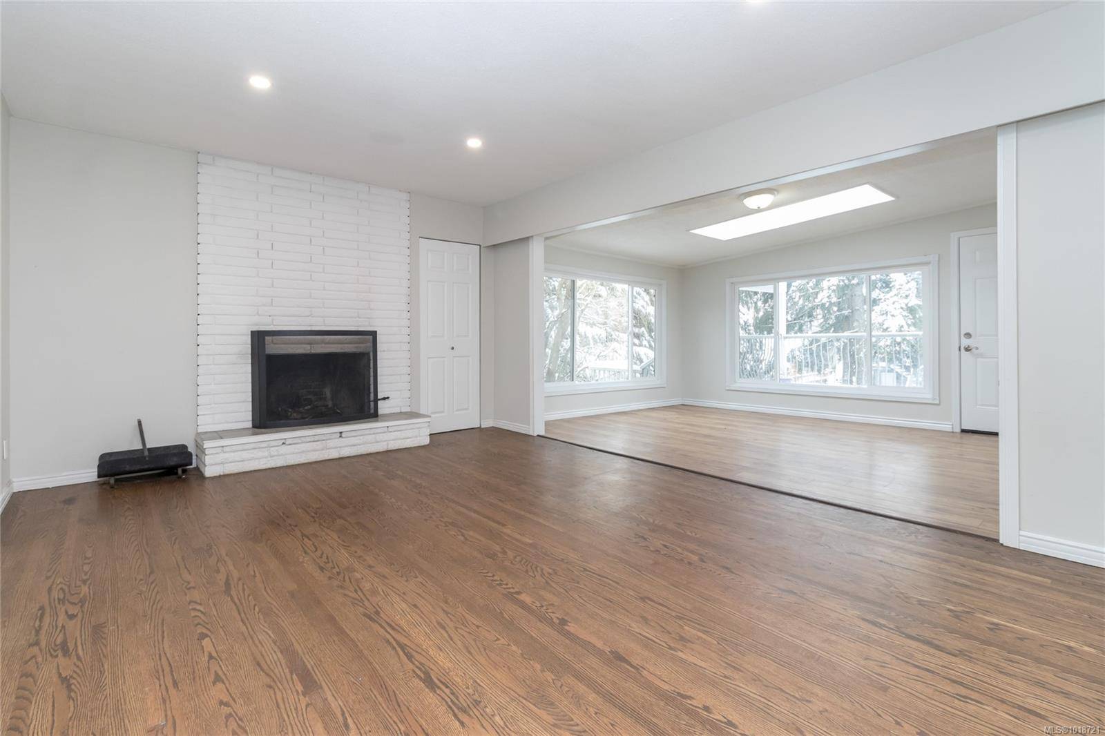 Nanaimo, BC V9S 2P2,1116 Thunderbird Dr