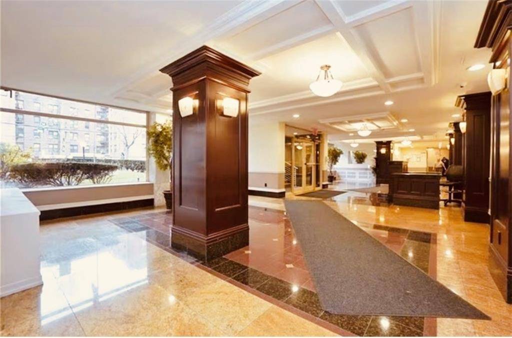 Brooklyn, NY 11235,1237 Avenue Z #3S