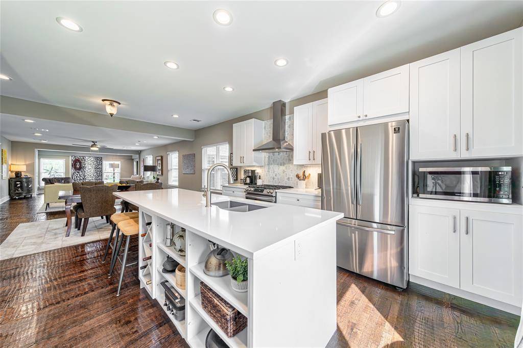 Dallas, TX 75209,7214 Kenwell