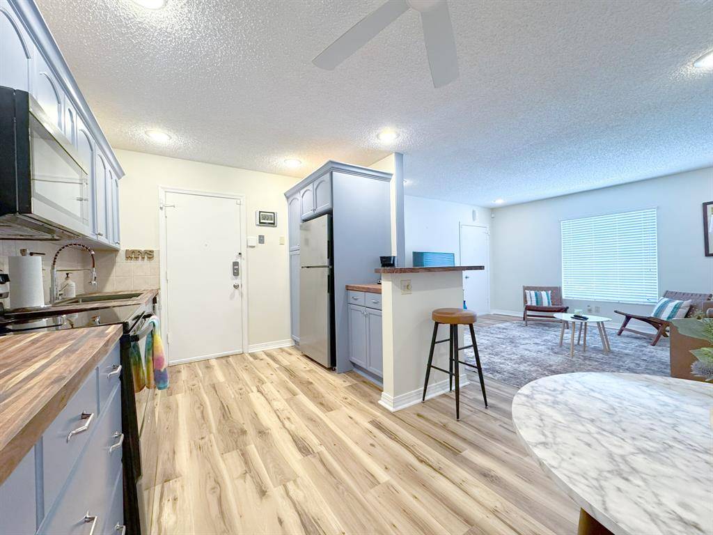 Fort Lauderdale, FL 33308,2190 NE 68th St #512