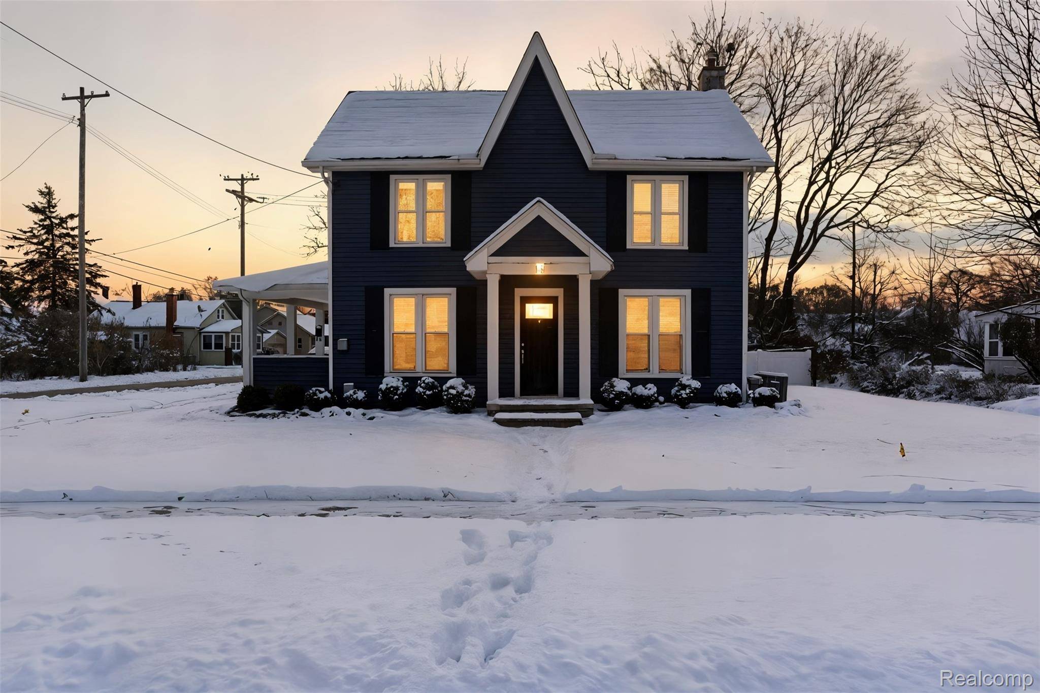 Oxford, MI 48371,18 Park ST