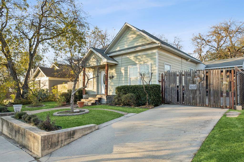 Fort Worth, TX 76103,2903 MT VERNON Avenue