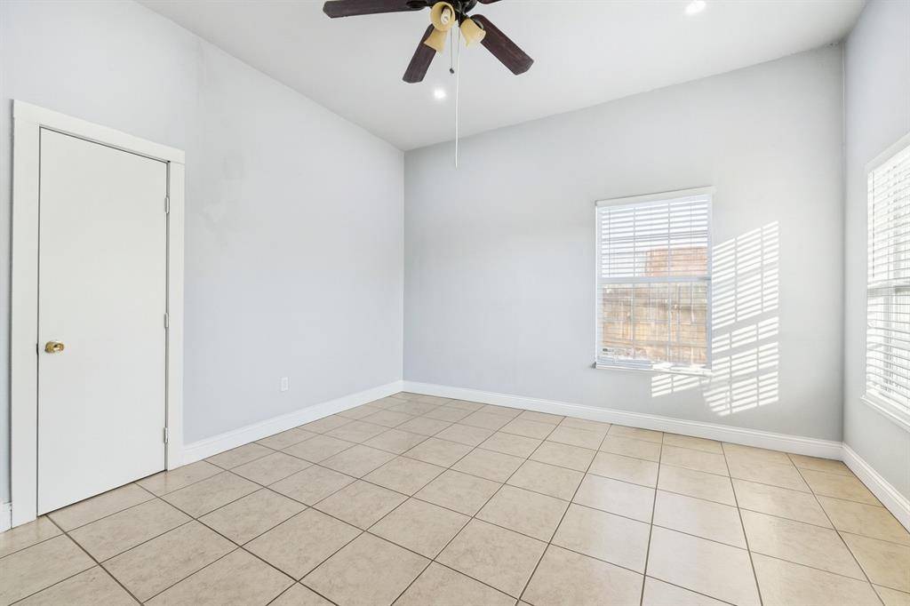 Fort Worth, TX 76103,2903 MT VERNON Avenue