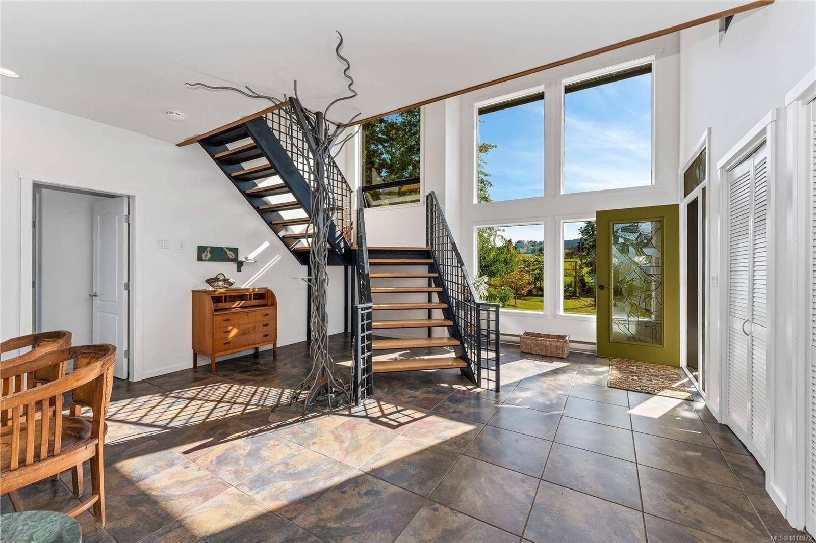 Salt Spring, BC V8K 1B3,1214 North Beach Rd