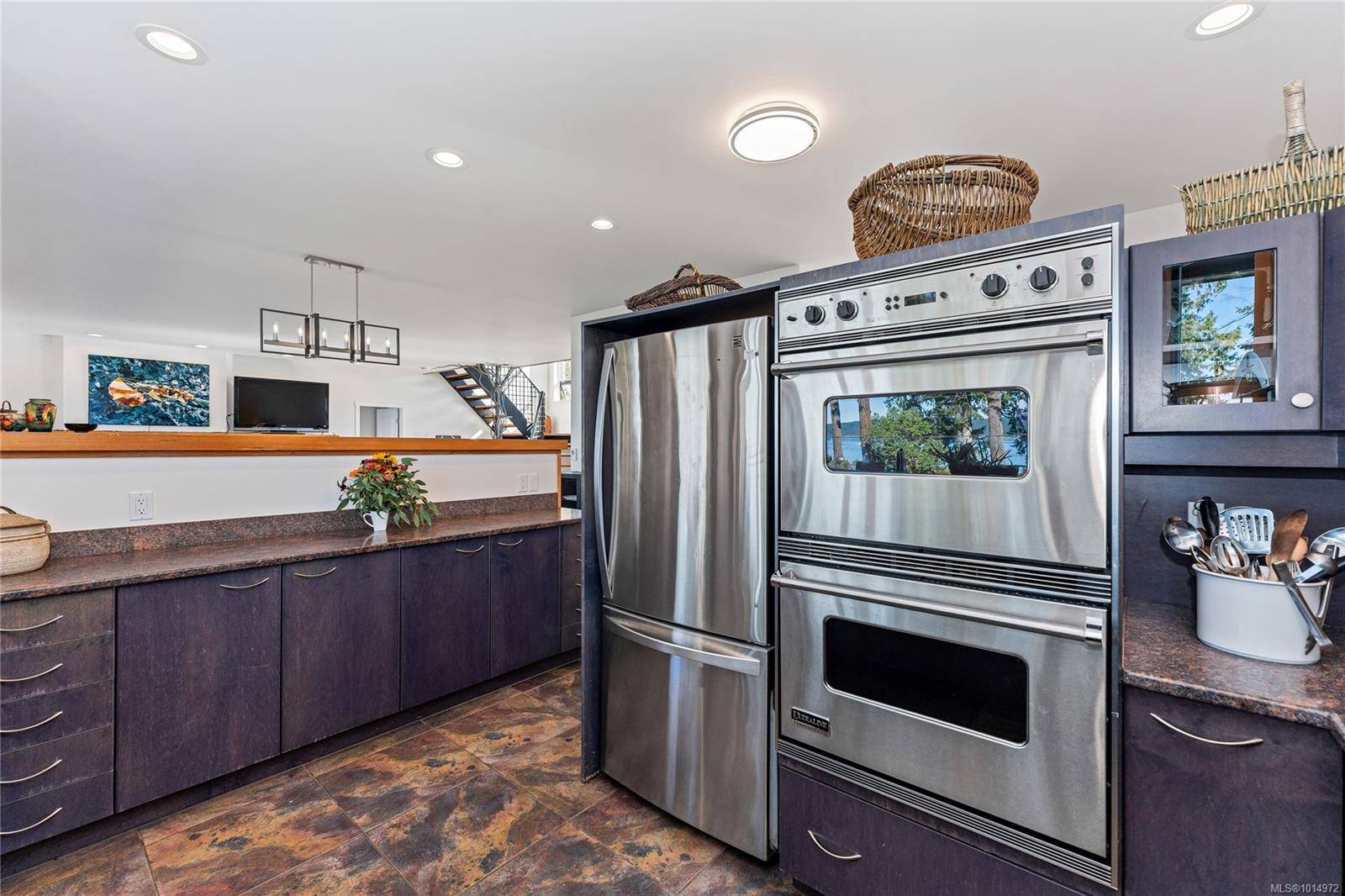 Salt Spring, BC V8K 1B3,1214 North Beach Rd