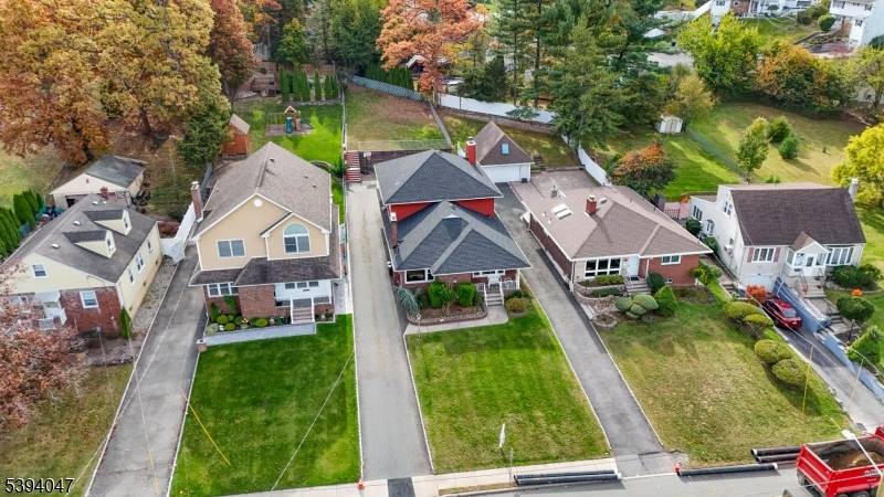 Little Falls Twp., NJ 07424,96 Lower Notch Rd