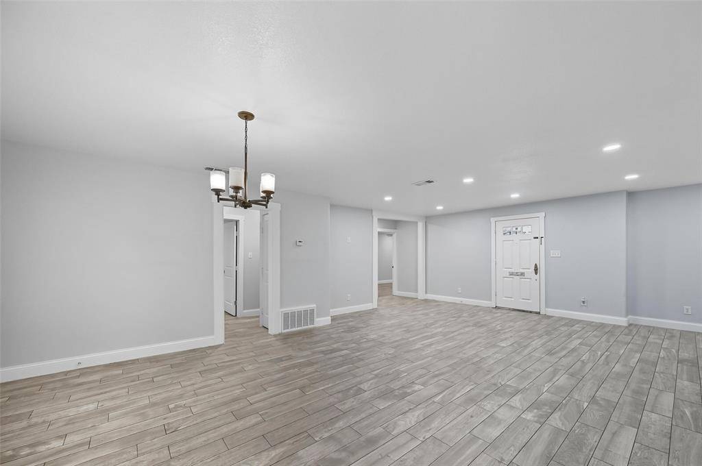 Dallas, TX 75217,6829 Marla Drive