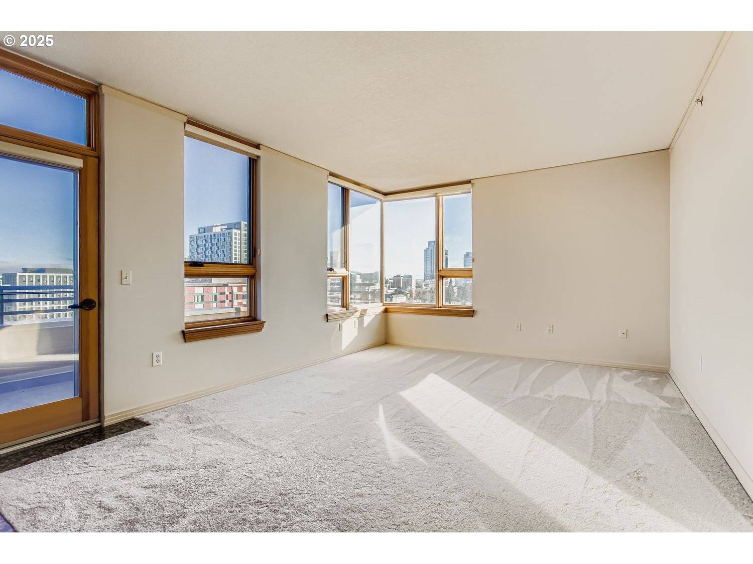 Portland, OR 97205,1132 SW 19TH AVE #801