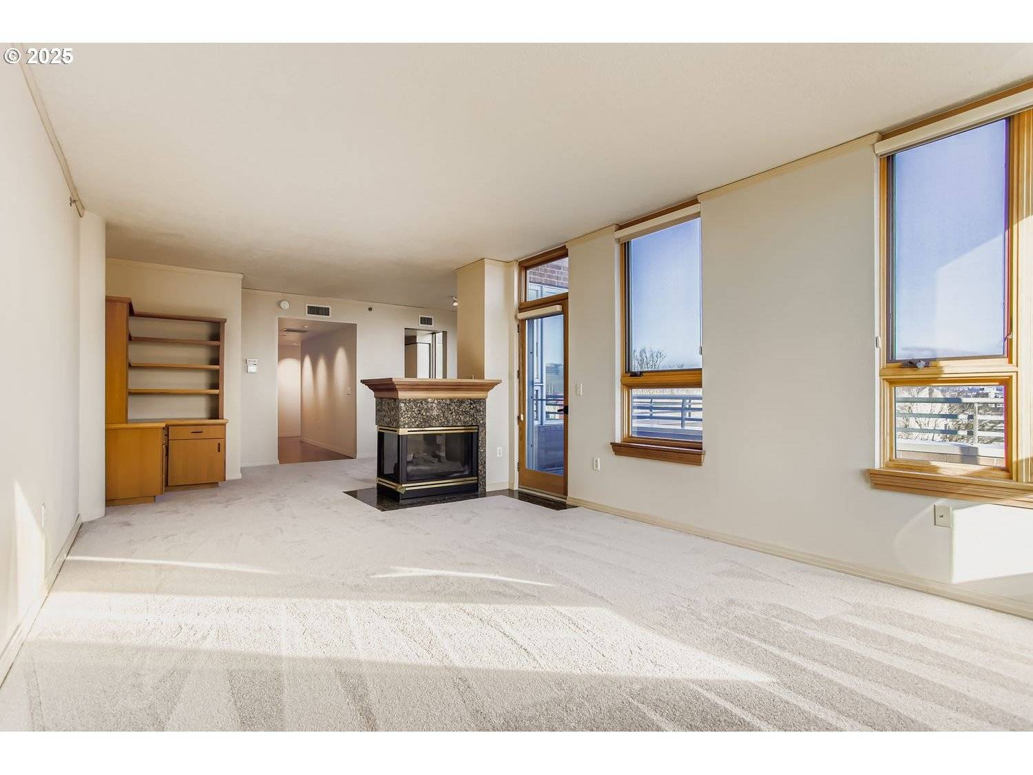 Portland, OR 97205,1132 SW 19TH AVE #801