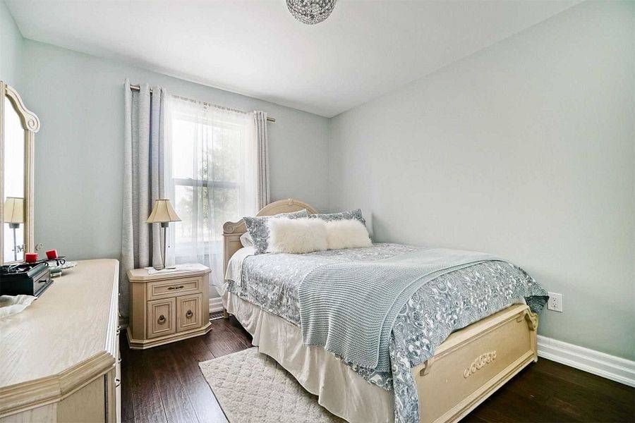 East Garafraxa, ON L9W 7J5,64312 dufferin county RD