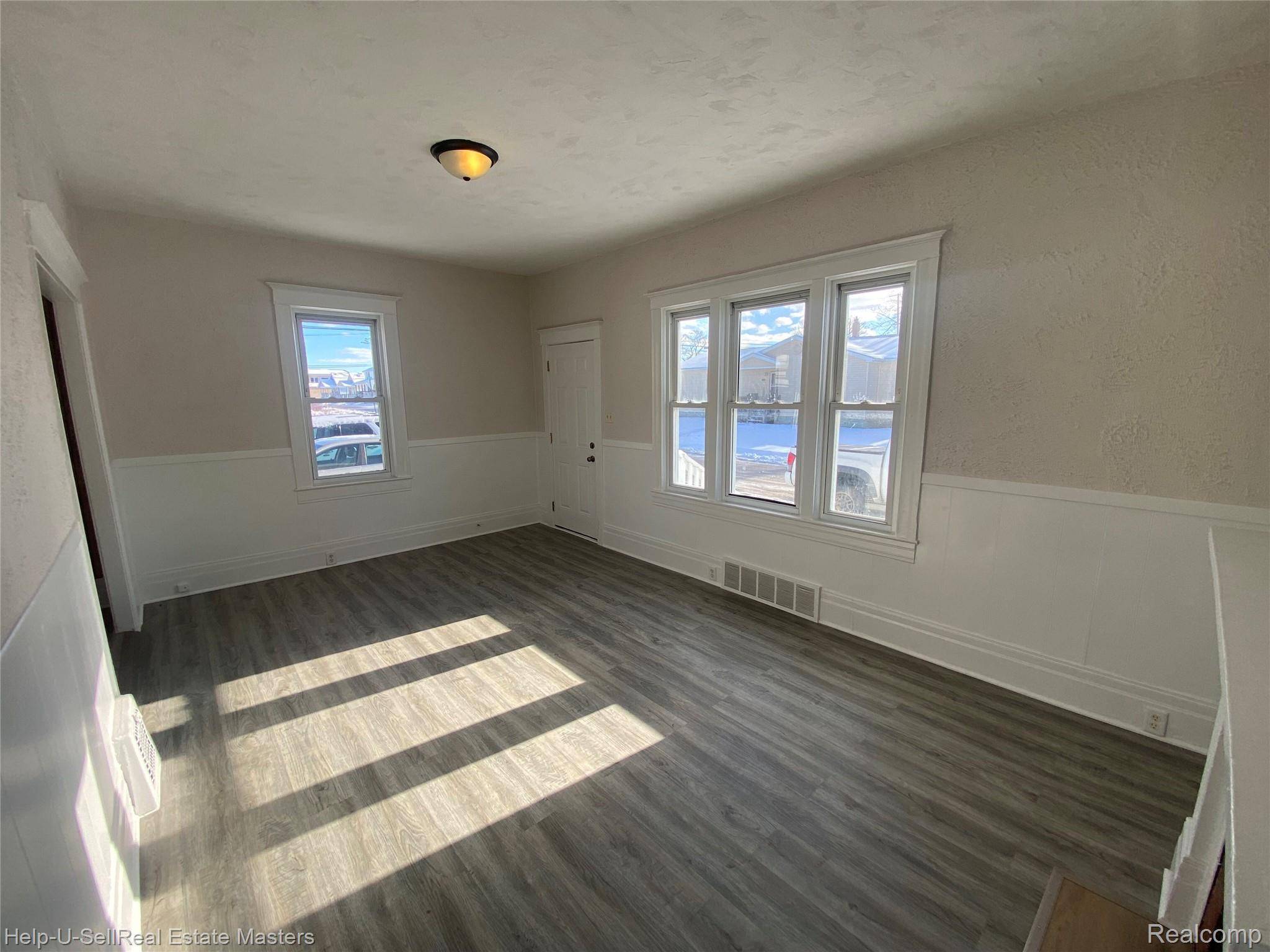 Port Huron, MI 48060,1109 WELLS ST