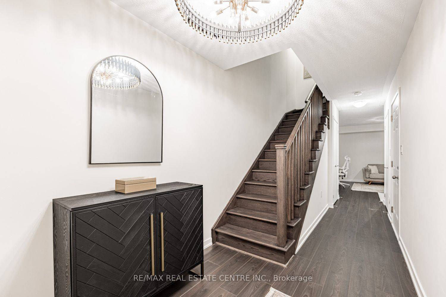 Oshawa, ON L1K 1A9,1310 Bradenton PATH N