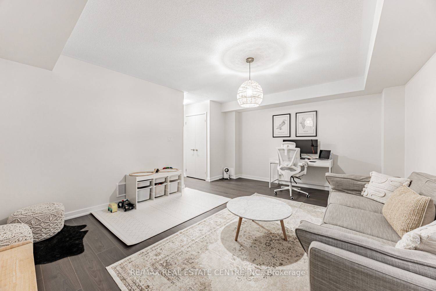 Oshawa, ON L1K 1A9,1310 Bradenton PATH N