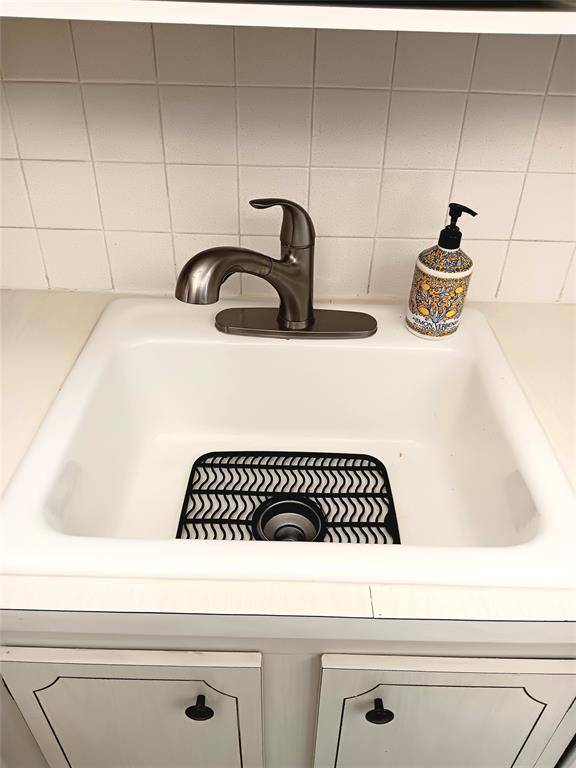 Margate, FL 33063,1055 Country Club Dr #301