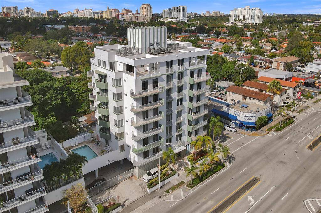 Miami, FL 33133,2550 SW 27th Ave #PH1