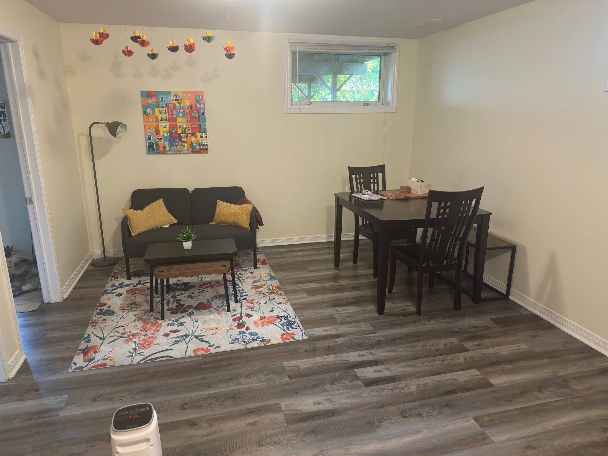 Guelph, ON N1L 1N2,242 Farley DR #Lower