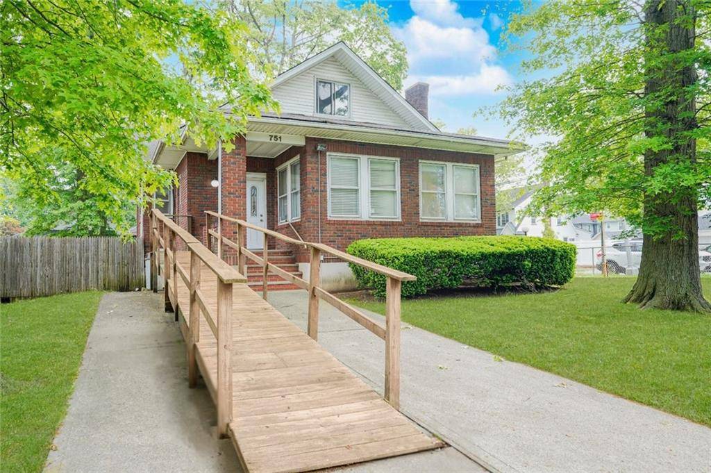 Staten Island, NY 103014,751 Jewett AVE
