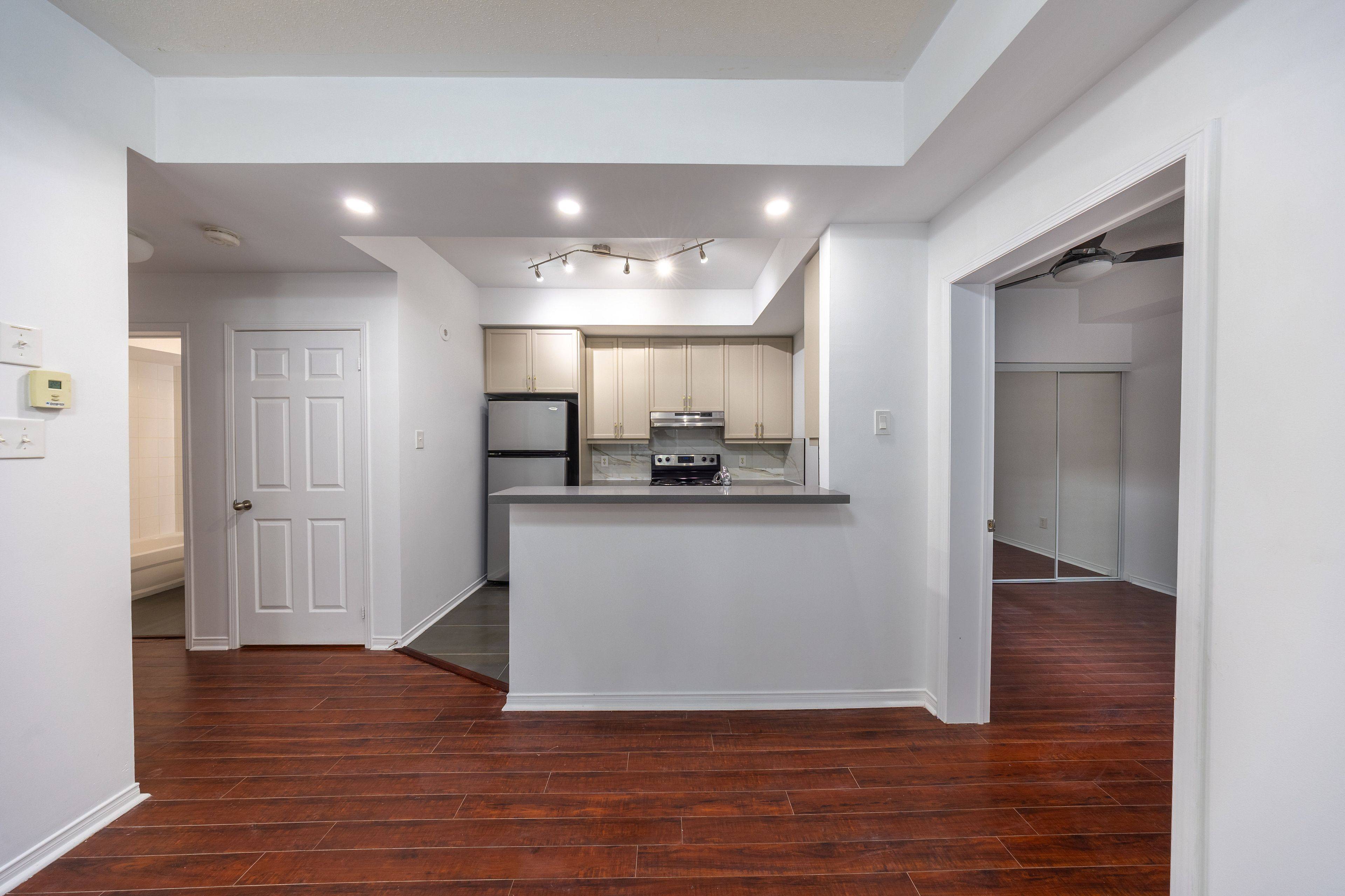 Mississauga, ON L5M 0P4,5035 Oscar Peterson BLVD #114