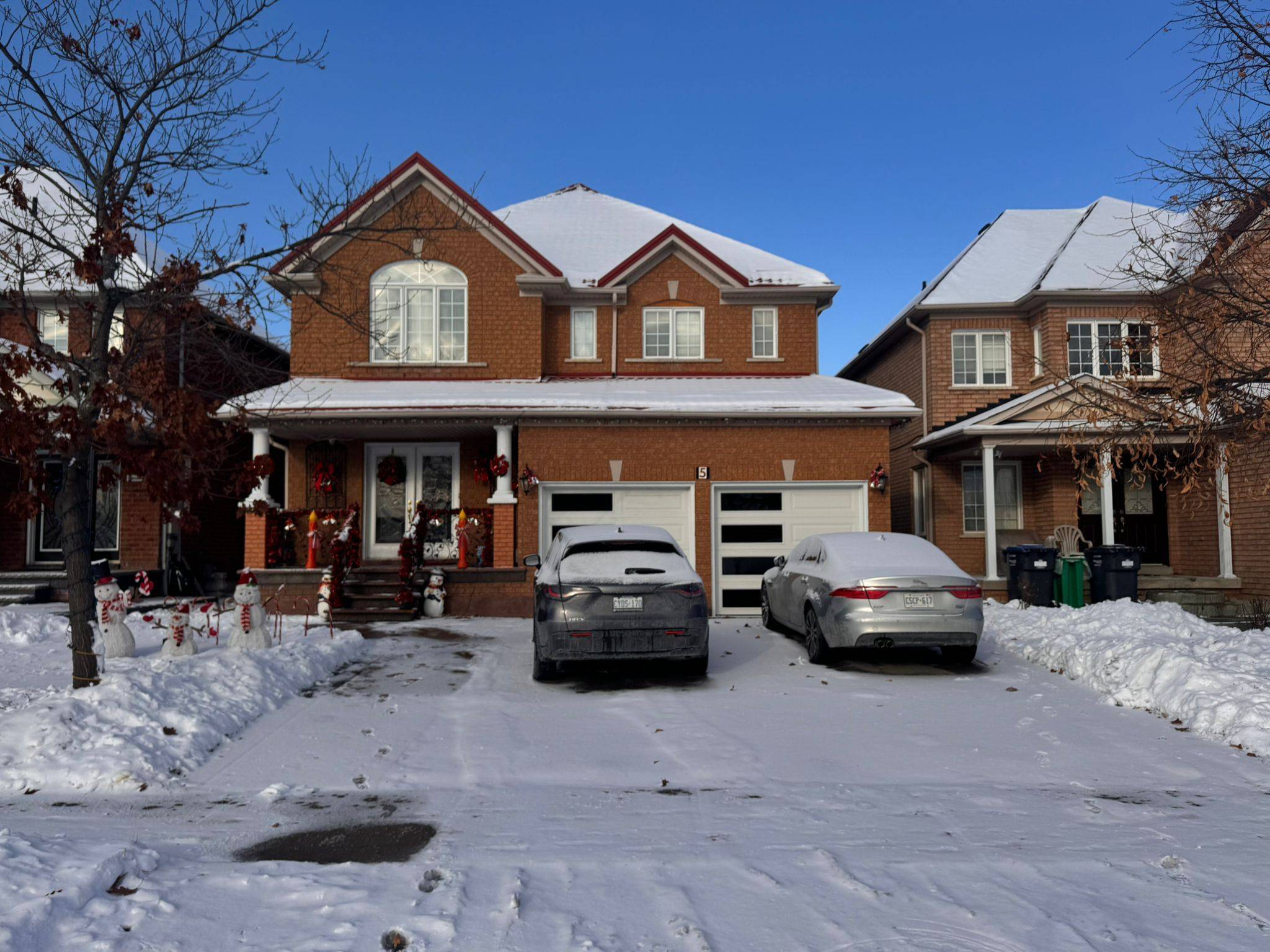 Brampton, ON L7A 3B3,5 Cadillac CRES #(Basement)