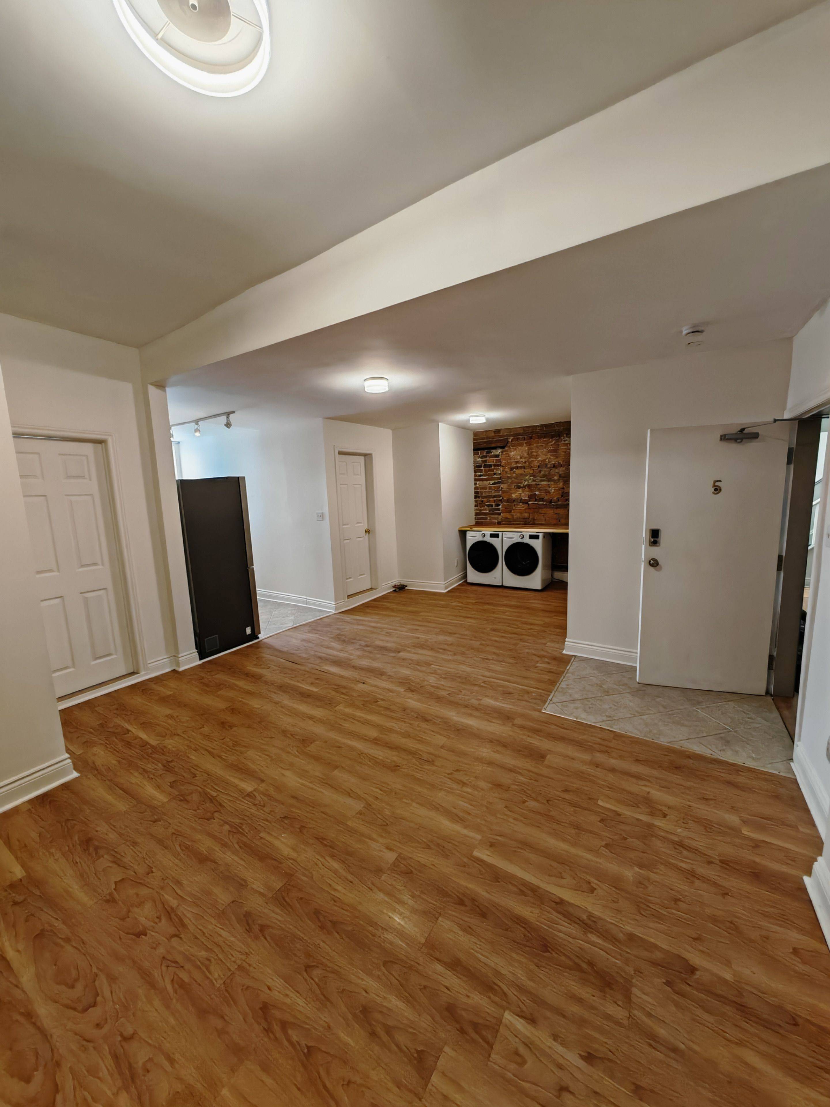 Orangeville, ON L9W 1K2,177 Broadway N/A #5