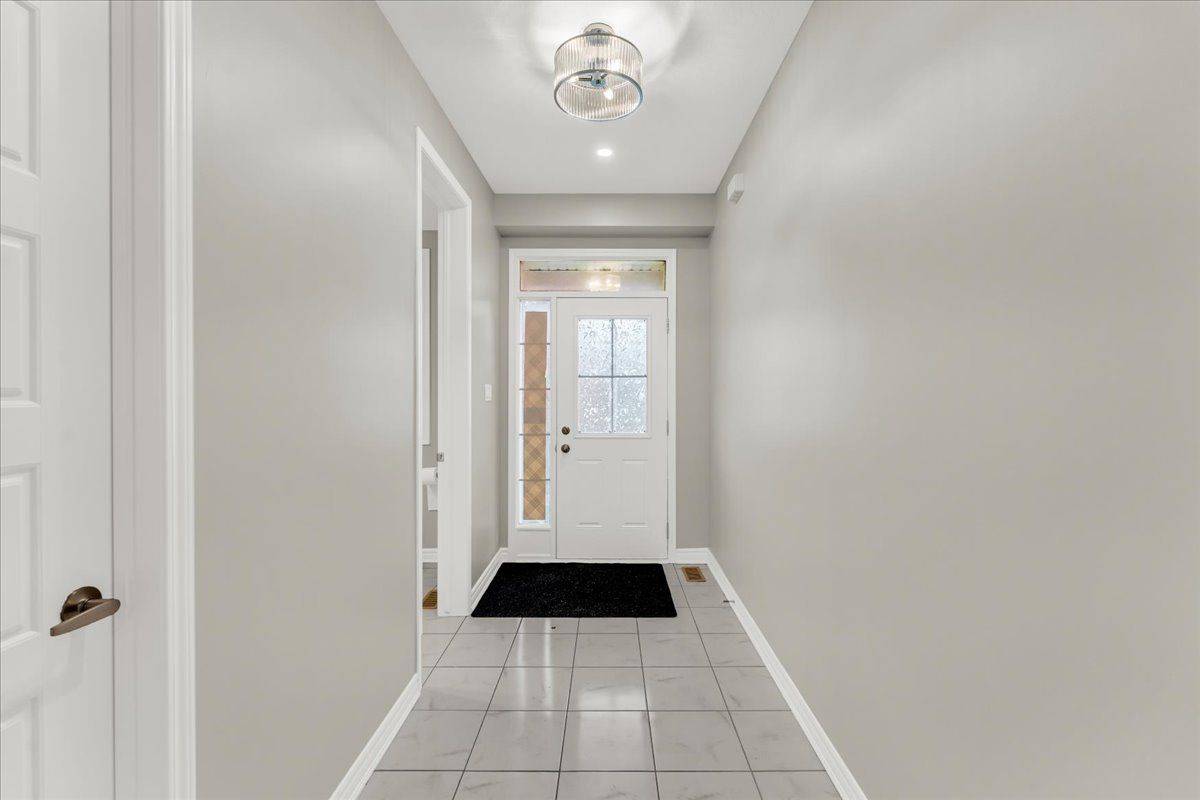 Cambridge, ON N3E 0B5,75 Compass TRL