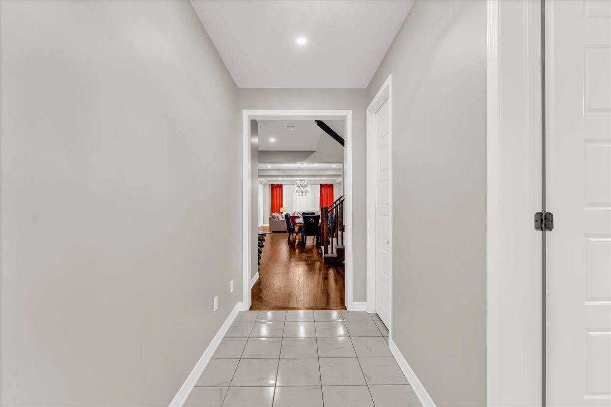 Cambridge, ON N3E 0B5,75 Compass TRL