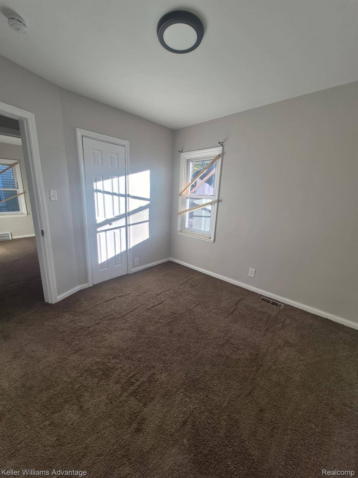 Harper Woods, MI 48225,20032 Elkhart ST