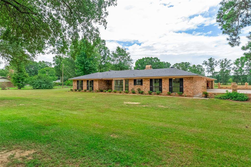 Sibley, LA 71073,149 SE 6th Avenue