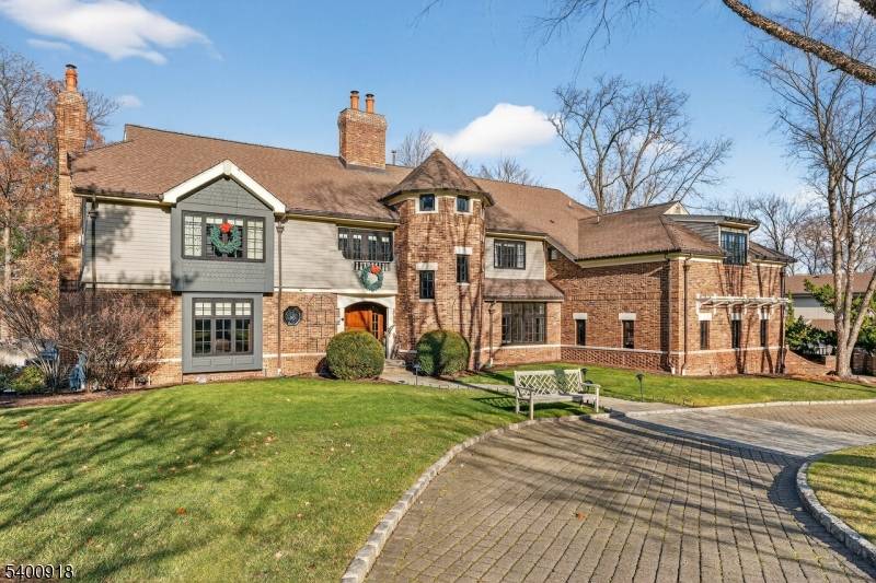 North Caldwell Boro, NJ 07006,54 Hamilton Dr East