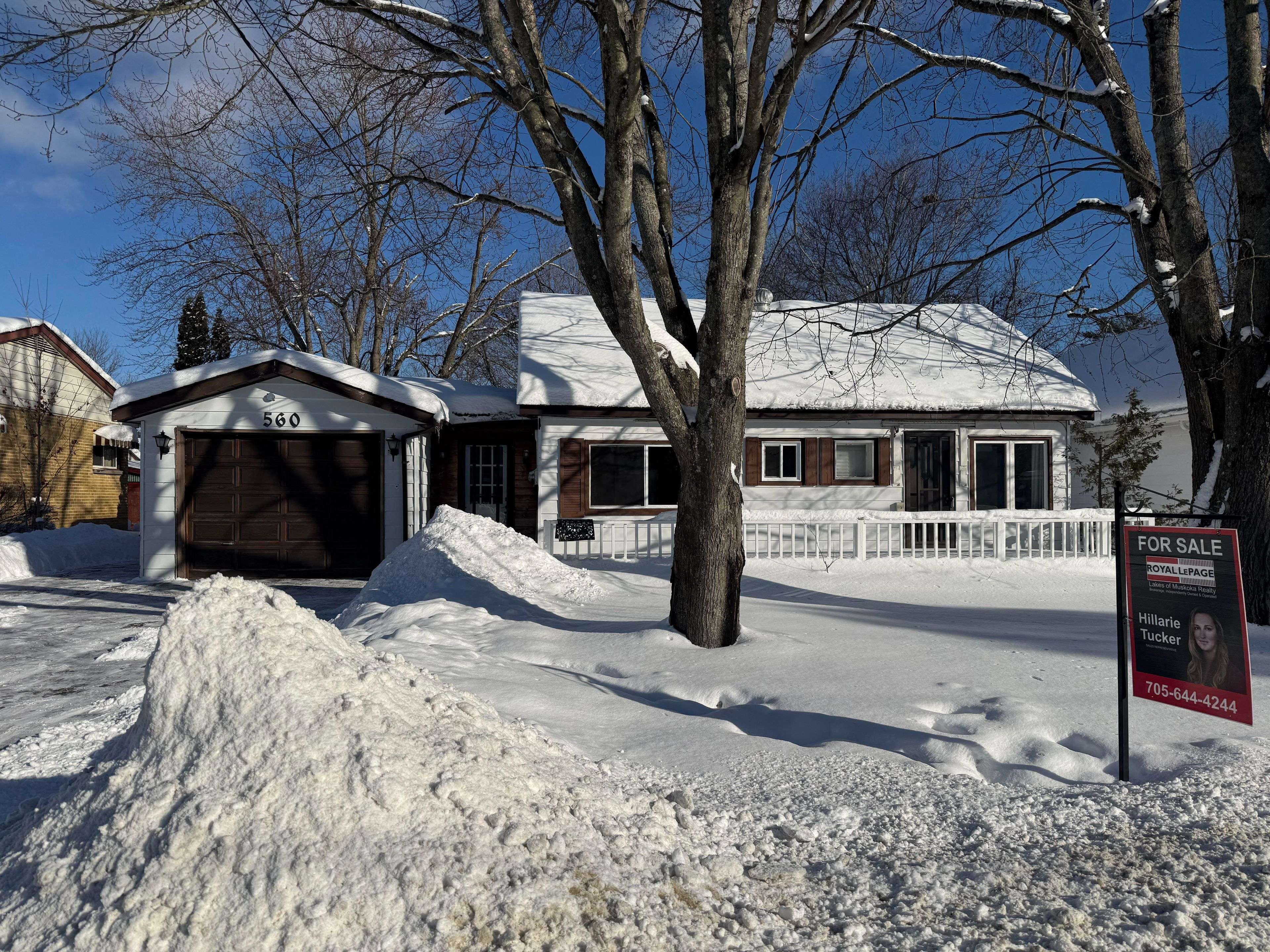 Gravenhurst, ON P1P 1G2,560 John ST N