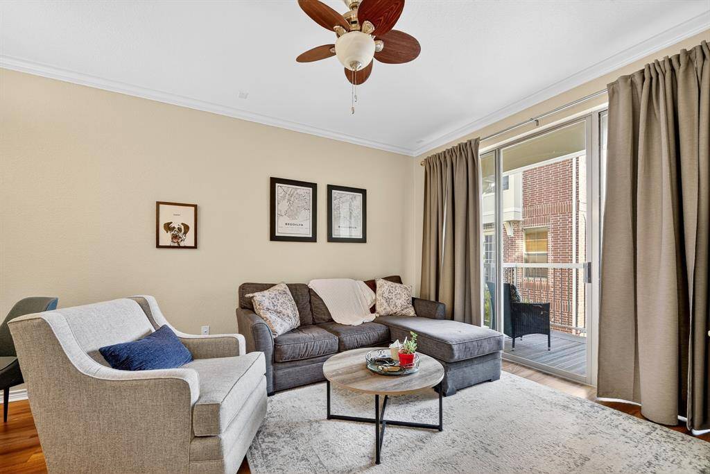 Richardson, TX 75080,2004 Azure Pointe