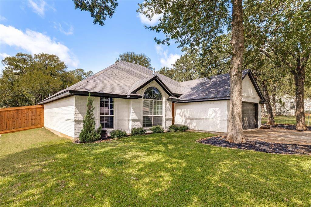 River Oaks, TX 76114,1217 Banks Street