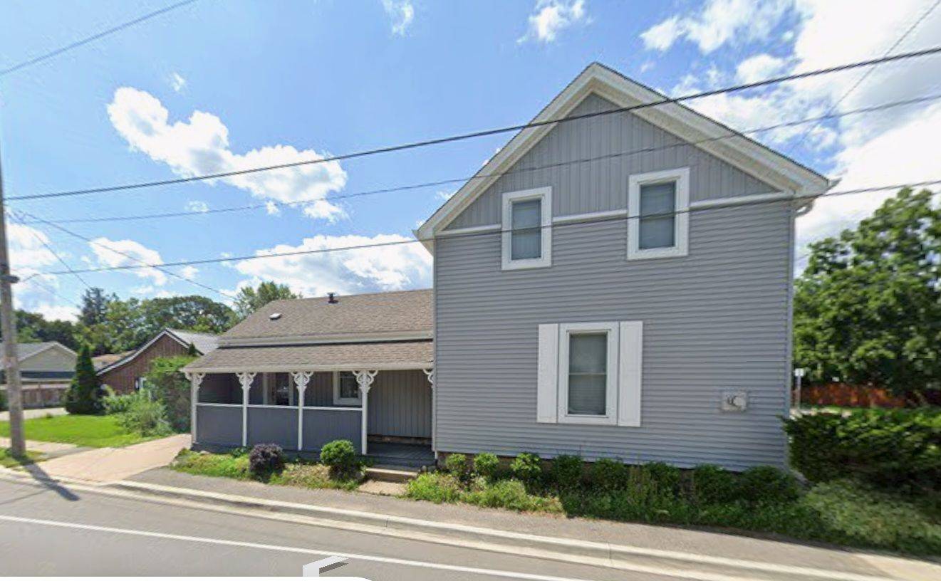 Milton, ON L9T 1K5,272 Pine ST