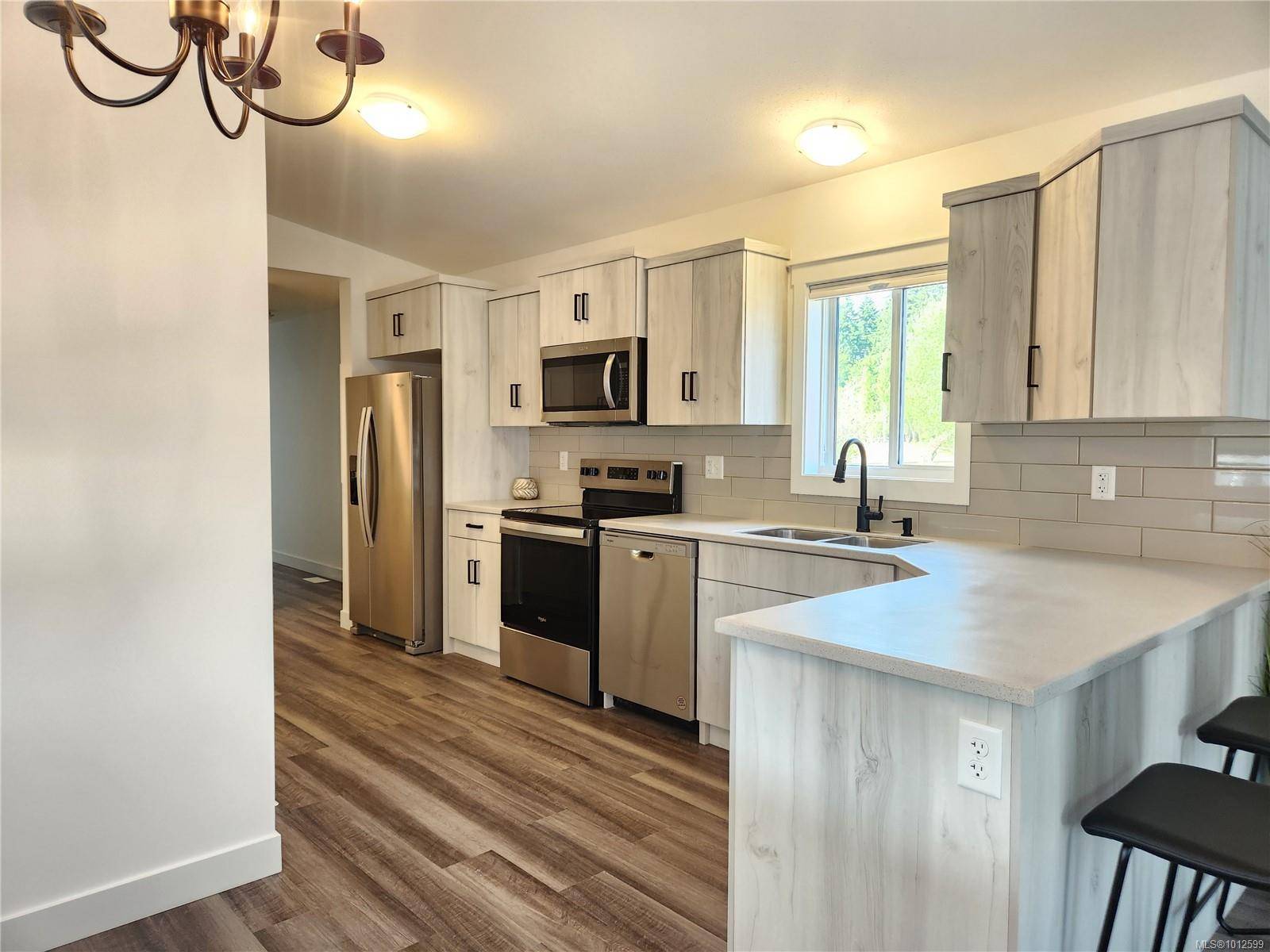 Port Alberni, BC V9Y 8H5,5555 Grandview Rd #30