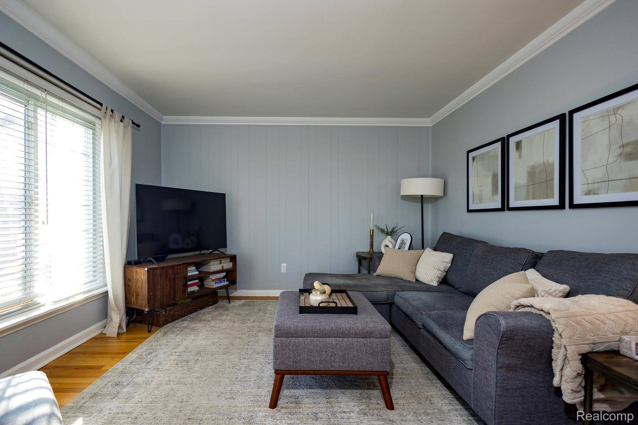 Clawson, MI 48017,232 S Manitou AVE